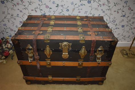 value of old steamer trunks.